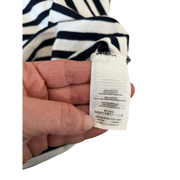 Crewcuts Navy/White Striped Top with Gold Crinkle Bow - Size 6/7 Girls - Picture 8 of 8